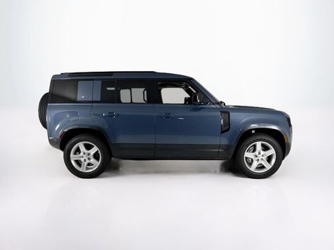Used 2020 Land Rover Defender 110 SE AWD/4WD image 6