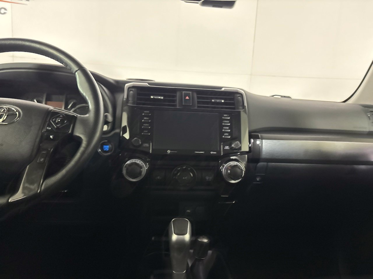 Used 2024 Toyota 4Runner TRD Off-Road Premium w/ Moonroof Package AWD/4WD image 27