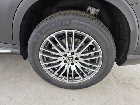 New 2026 Mercedes-Benz GLC 300 image 12