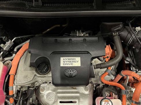 Certified 2017 Toyota RAV4 Limited w/ All Weather Liner Package image 12