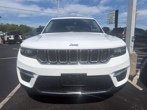 Certified 2022 Jeep Grand Cherokee Limited 4xe AWD/4WD image 2