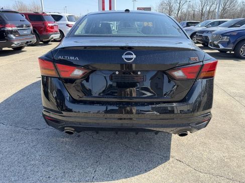 Used 2024 Nissan Altima 2.5 SR image 8