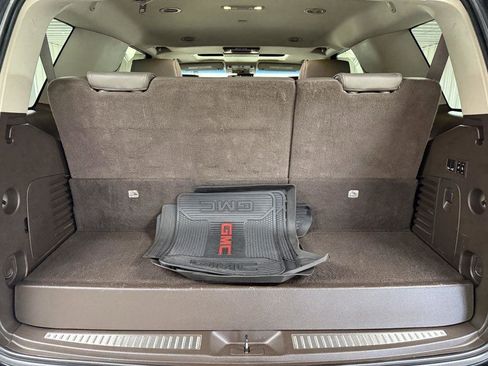 Used 2016 GMC Yukon Denali w/ Open Road Package AWD/4WD image 40