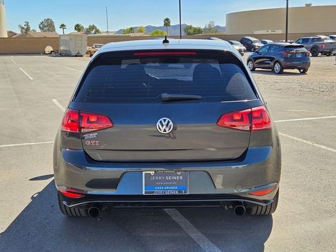 Used 2017 Volkswagen Golf 4-Door FWD image 4