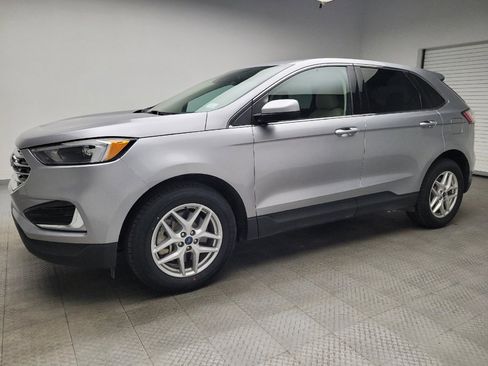 Used 2022 Ford Edge SEL image 2
