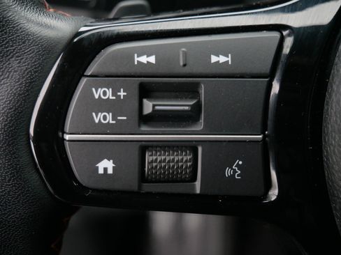 Used 2024 Honda Pilot TrailSport image 27