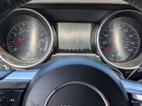 Used 2021 Ford Mustang Premium RWD image 21