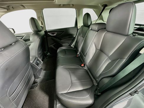 Used 2023 Subaru Forester Touring AWD/4WD image 26