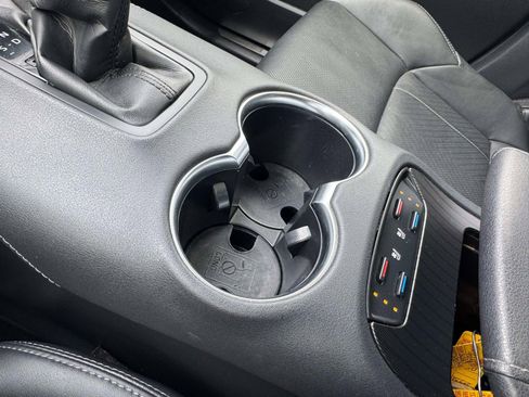 Used 2021 Toyota Venza Limited w/ Advanced Technology Package image 38