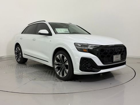 New 2026 Audi Q8 Prestige image 7