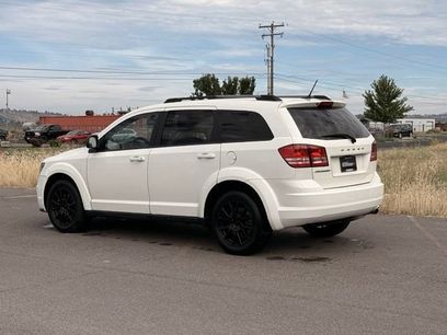 Used 2018 Dodge Journey SE w/ Blacktop Package