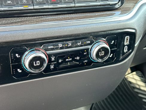 Used 2024 GMC Sierra 1500 Elevation AWD/4WD image 19