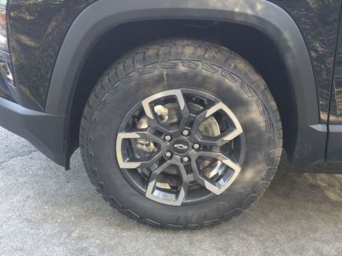 New 2026 Chevrolet Equinox ACTIV w/ Safety and Technology Package image 7