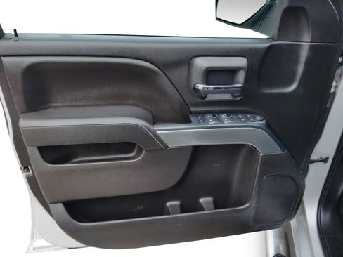 Used 2018 Chevrolet Silverado 1500 LT w/ All Star Edition image 12