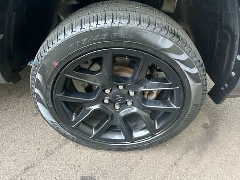 Used 2022 RAM 1500 Laramie AWD/4WD image 37