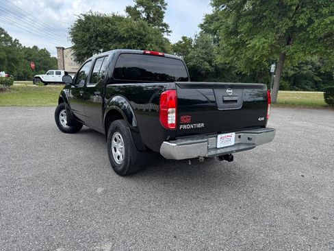 Used 2015 Nissan Frontier S AWD/4WD image 34