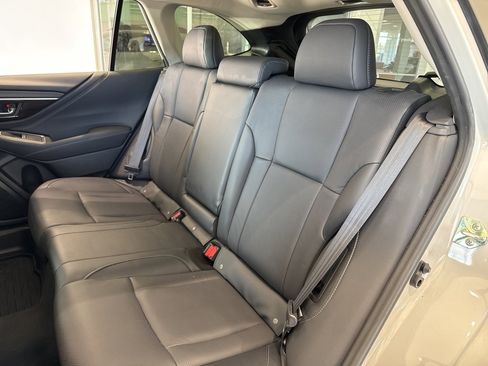 Used 2020 Subaru Outback Limited w/ Popular Package #2 image 38