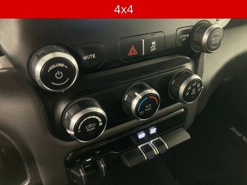 Used 2022 RAM 2500 Big Horn image 10