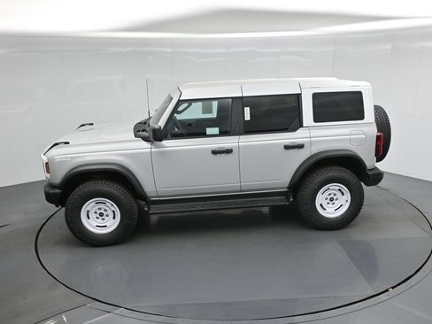 New 2026 Ford Bronco Heritage Edition AWD/4WD image 40