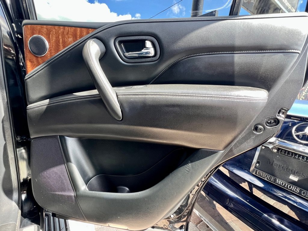 Used 2019 INFINITI QX80 Luxe AWD/4WD image 39
