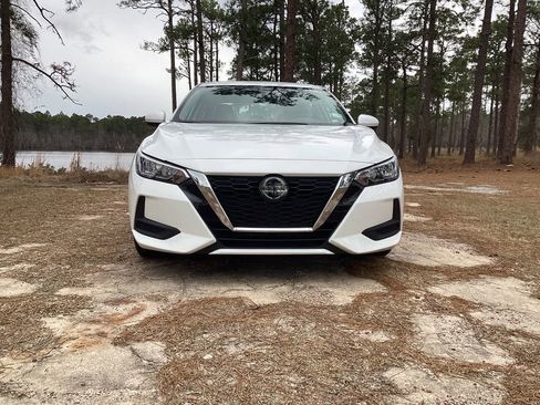 Used 2023 Nissan Sentra SV FWD image 8