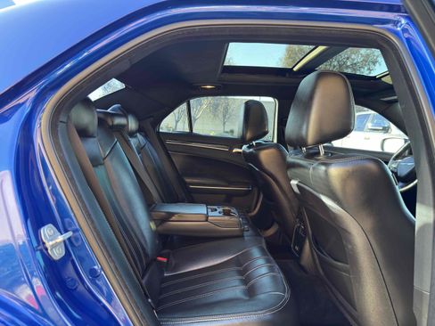 Used 2018 Chrysler 300 S w/ 300S Premium Group image 62