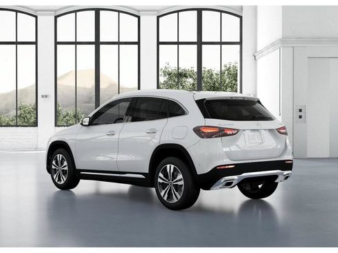 New 2026 Mercedes-Benz GLA 250 4MATIC image 29