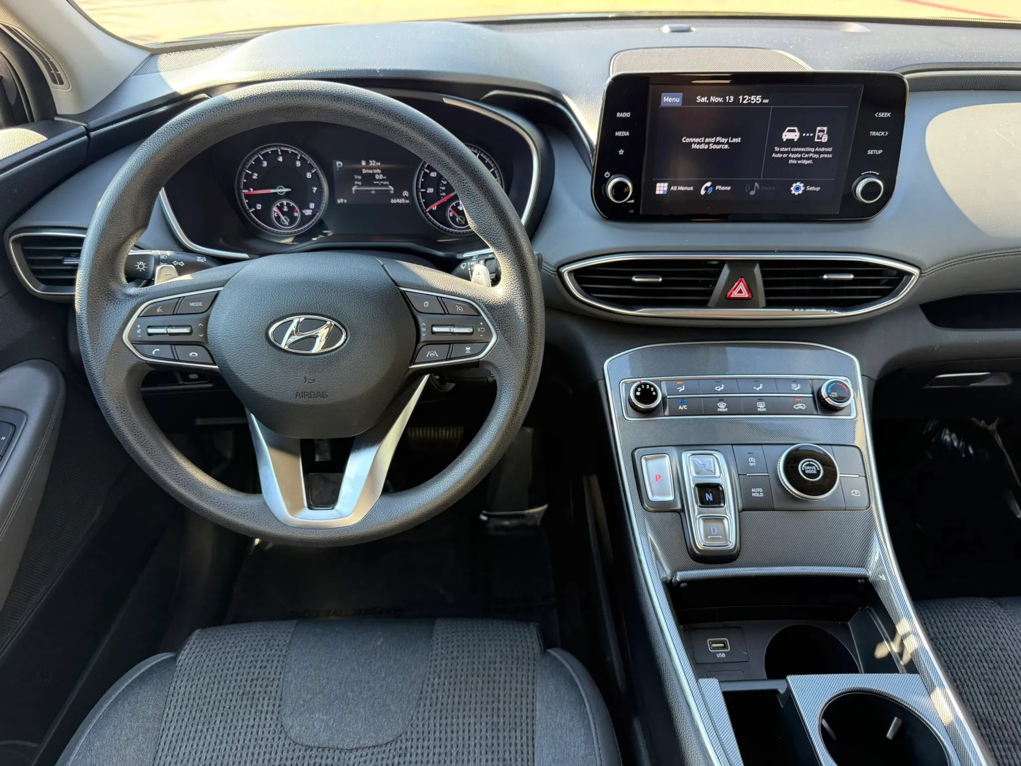 Used 2021 Hyundai Santa Fe SE FWD image 13