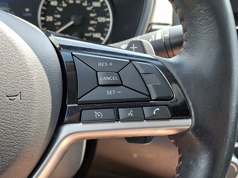 Certified 2023 Nissan Altima 2.5 SR w/ SR Premium Package FWD image 25