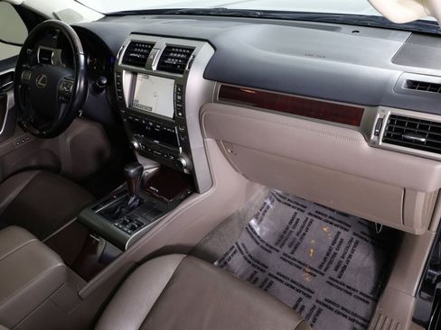 Used 2019 Lexus GX 460 Premium AWD/4WD image 41