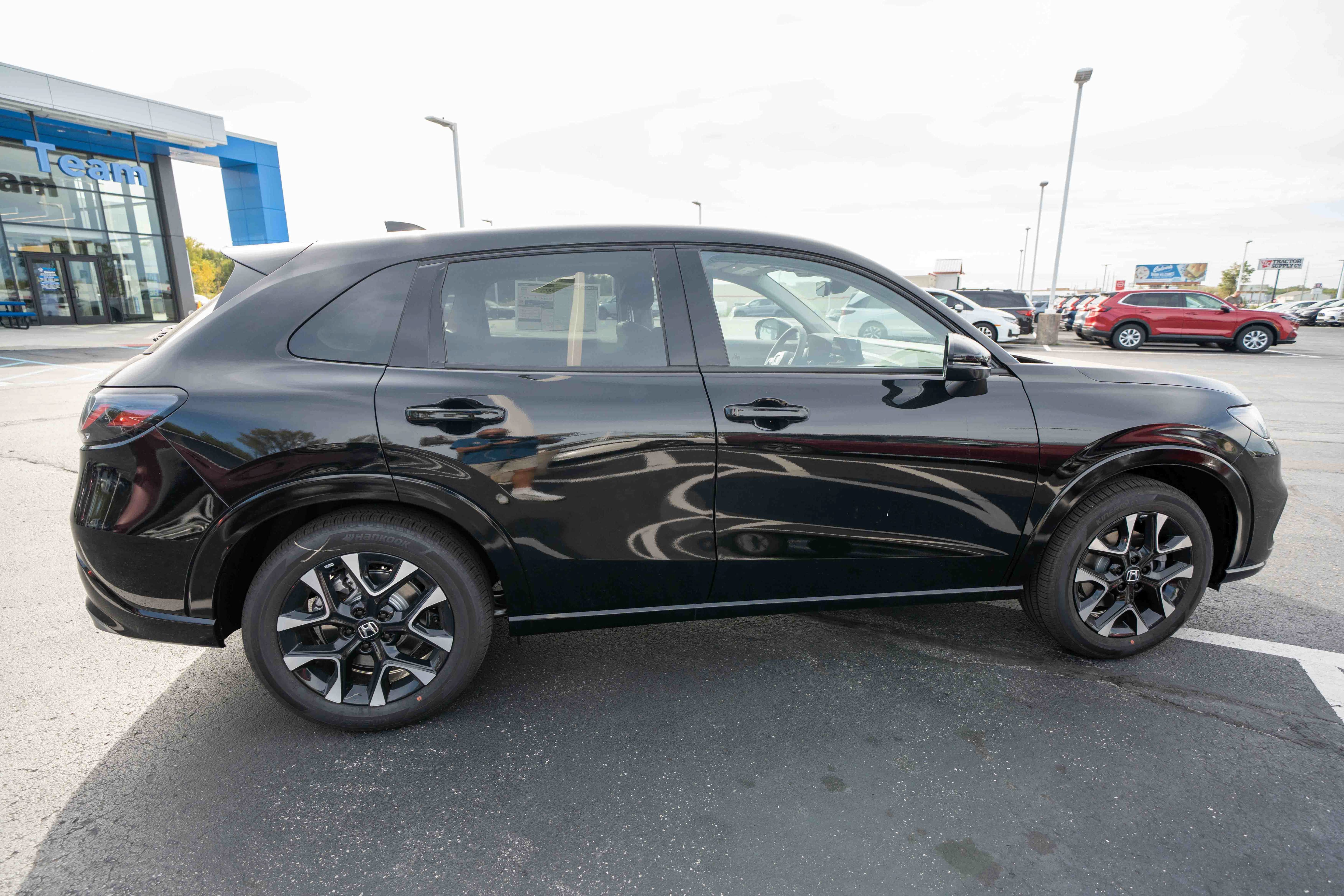New 2027 Honda HR-V EX-L image 6