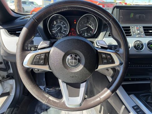 Used 2009 BMW Z4 sDrive35i RWD image 24