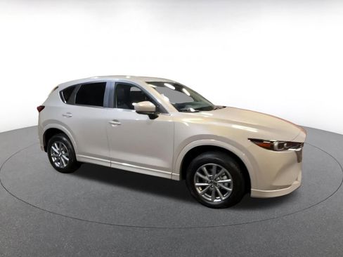 Used 2025 MAZDA CX-5 AWD 2.5 S w/ Preferred Package image 2