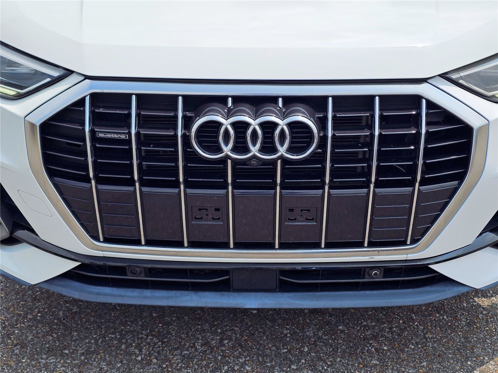 Used 2024 Audi Q3 2.0T Premium Plus AWD/4WD image 3