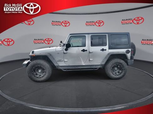 Used 2017 Jeep Wrangler Unlimited Sport w/ Quick Order Package 24S AWD/4WD image 5