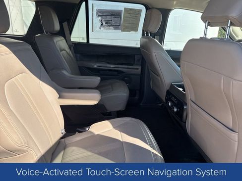 Used 2019 Ford Expedition Limited image 21