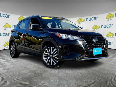 Used 2021 Nissan Kicks SV