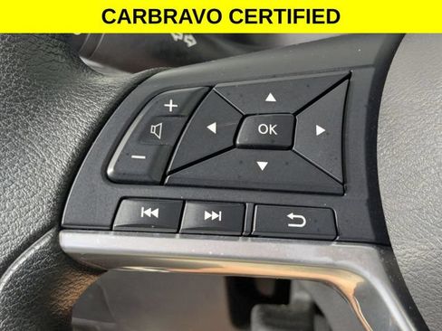 Used 2025 Nissan Altima 2.5 SV FWD image 15