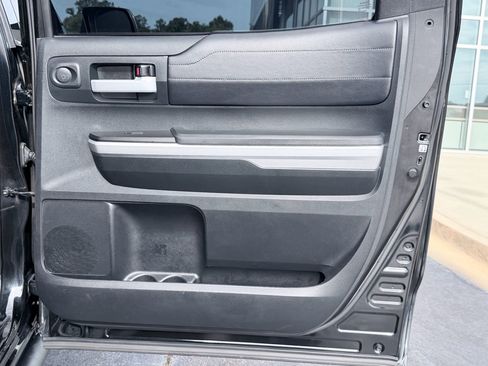 Used 2017 Toyota Tundra Limited AWD/4WD image 35