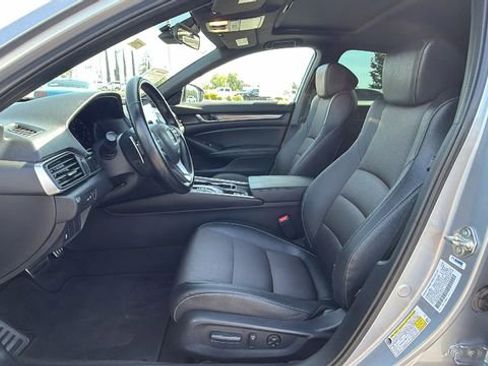 Used 2020 Honda Accord Sport image 32