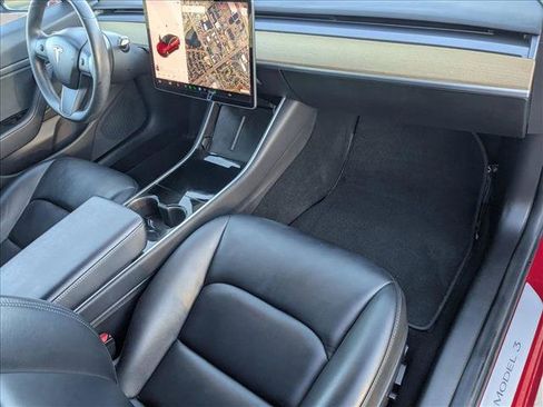 Used 2018 Tesla Model 3 Long Range image 23