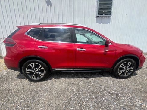 Used 2017 Nissan Rogue SL w/ SL Premium Package image 5