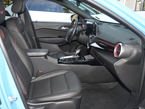 Used 2024 Chevrolet Trax RS w/ Driver Confidence Package image 20