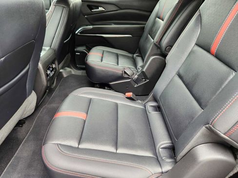 Certified 2026 Chevrolet Traverse RS w/ LPO, Floor Liner Package FWD image 30