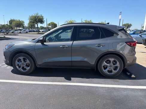 Used 2025 Ford Escape ST-Line FWD image 4