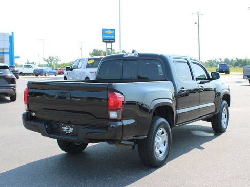 Used 2021 Toyota Tacoma SR w/ SR Convenience Package RWD image 9