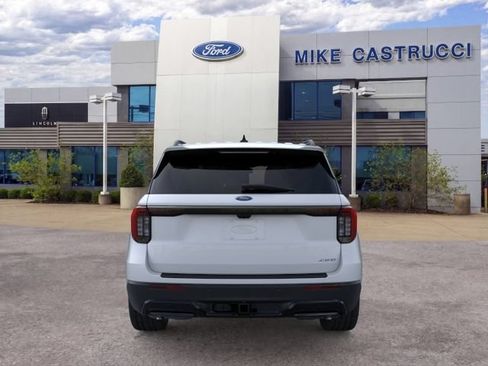 New 2026 Ford Explorer ST-Line w/ ST-Line Street Pack AWD/4WD image 6