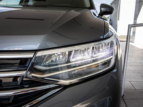 Used 2023 Volkswagen Tiguan S image 7