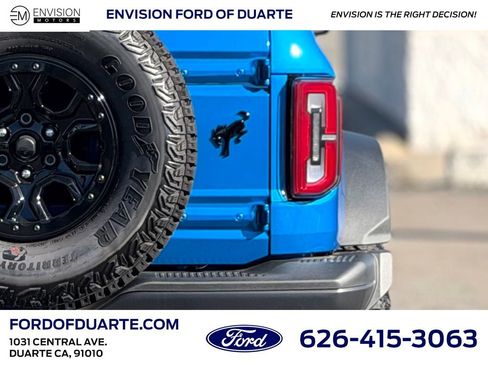 New 2025 Ford Bronco Badlands image 8