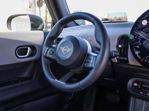 Used 2025 MINI Cooper S image 15